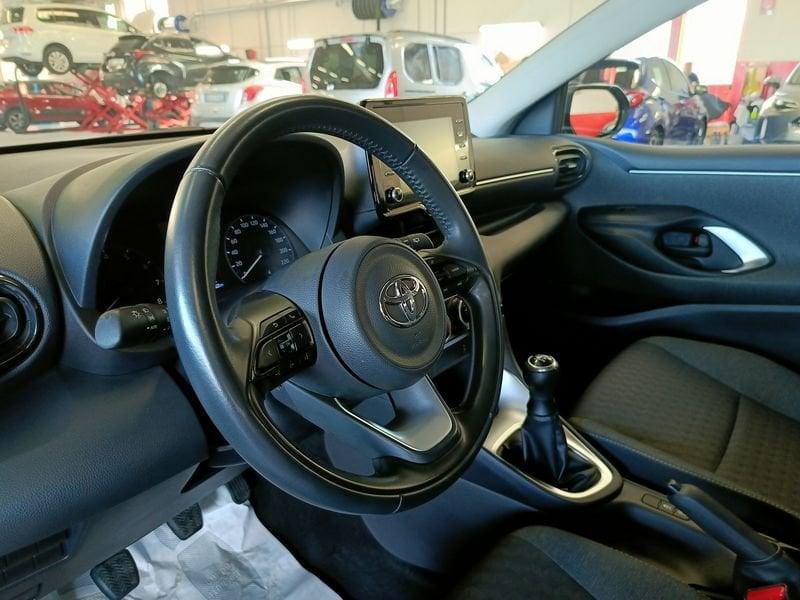 Toyota Yaris 1.0 5 porte Active NEOPATENTATI