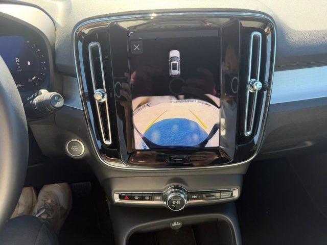 VOLVO XC40 B3 automatico Essential