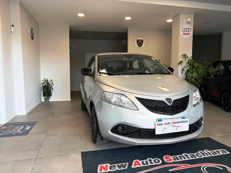 Lancia Ypsilon 1.2 69 CV Gold