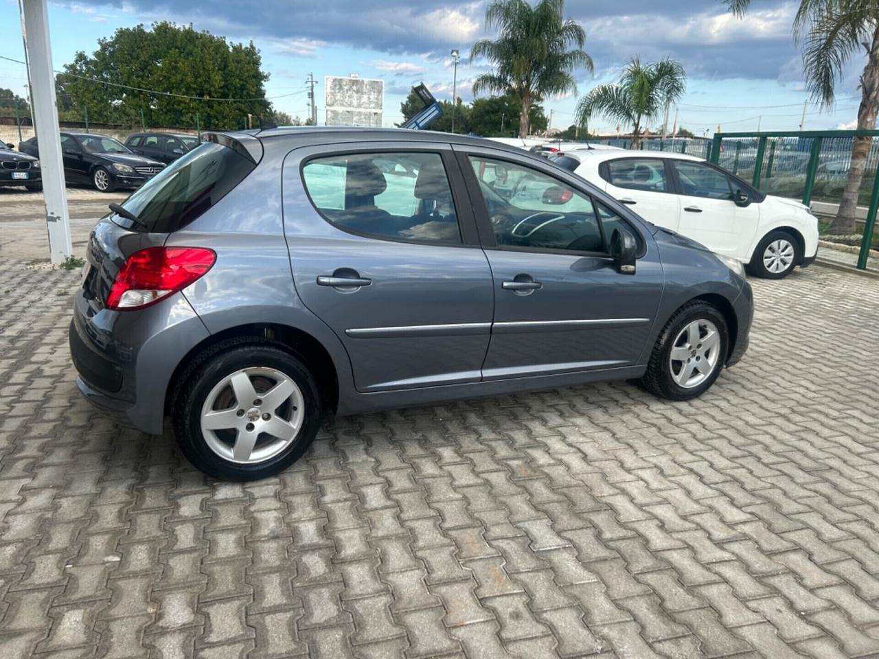 Peugeot 207 1.4 HDi 70CV 5p. Energie Sport