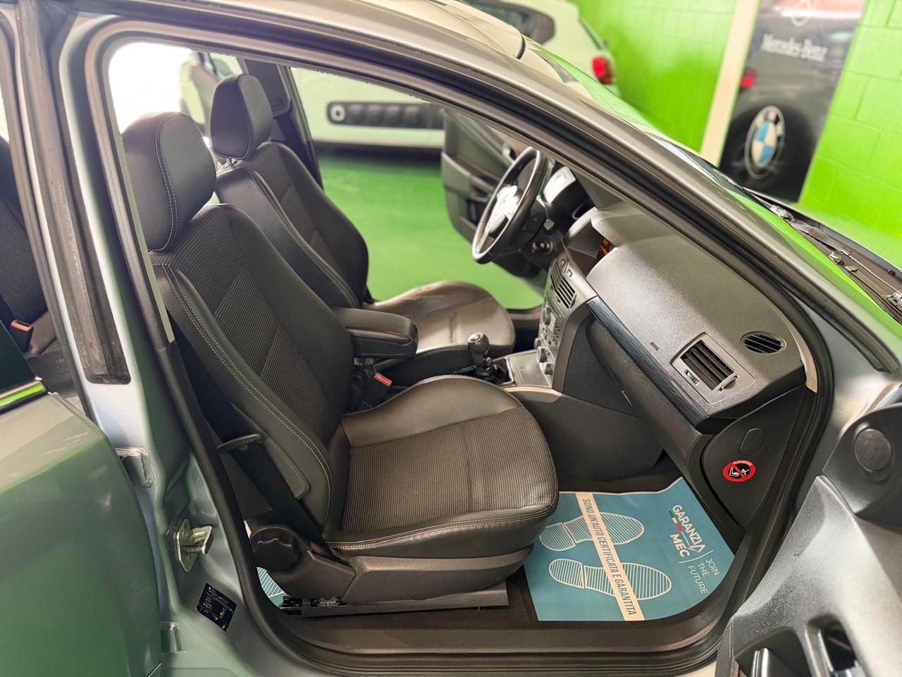 Opel Astra 1.6 16V Twinport Station Wagon Cosmo