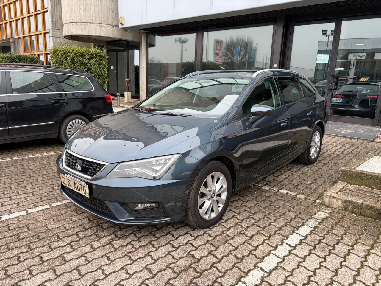 SEAT Leon ST 1.6 tdi 115cv my19 GRANDINATA