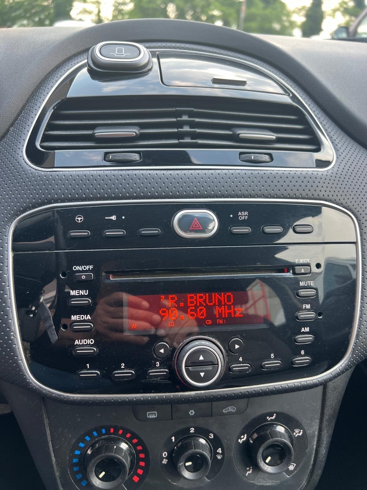 Fiat Punto Evo 1.4 5 porte Dynamic X Neopatentati