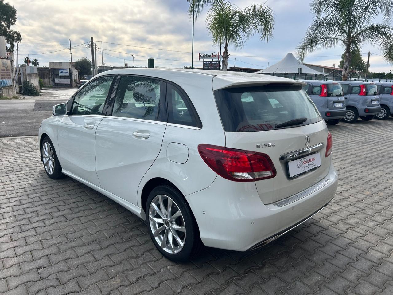 Mercedes-benz B 180 d Automatic Executive