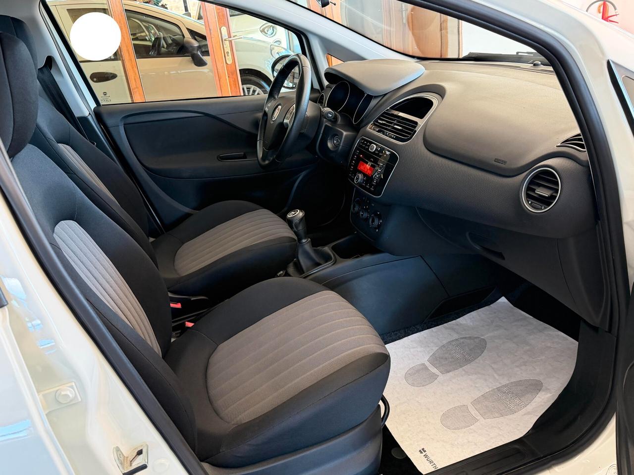 Fiat Punto New 1.3 M.JET 95 cv. 5 porte EASY N1 (IVA Inclusa)