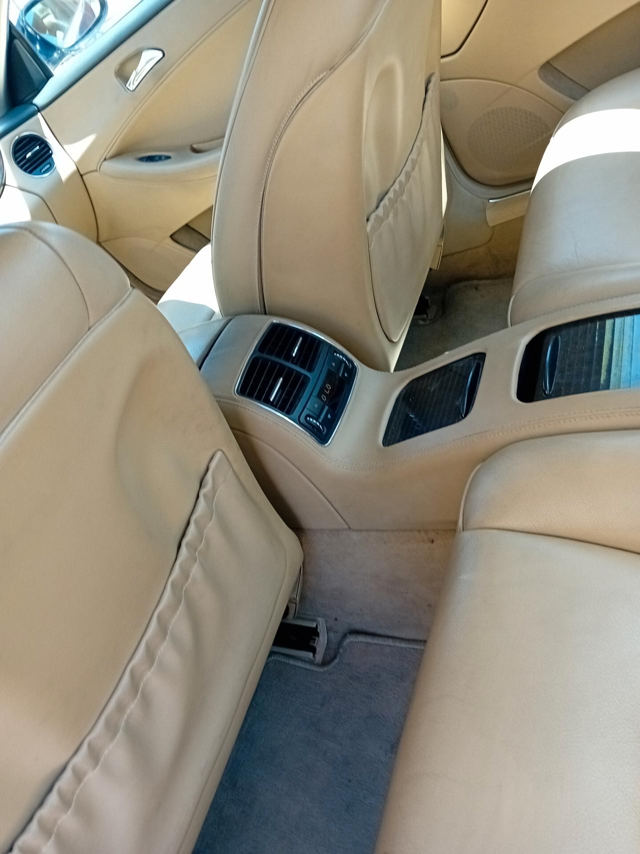 Mercedes-benz 320 cls