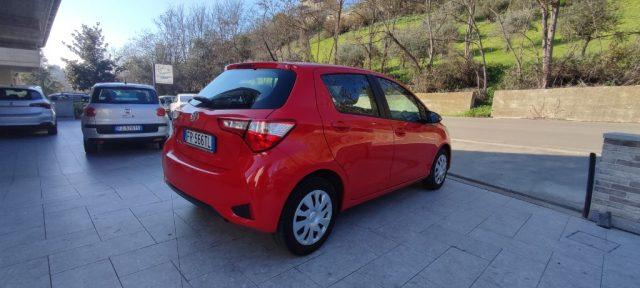 TOYOTA Yaris 1.0 5 porte Active