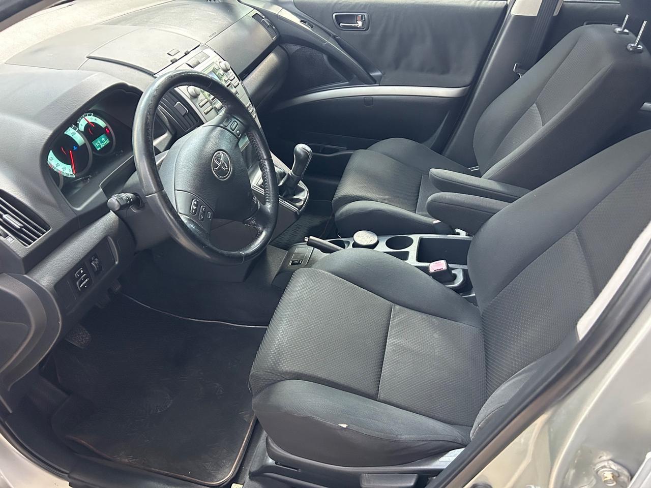 Toyota Corolla 2.0 16V D-4D 5 porte