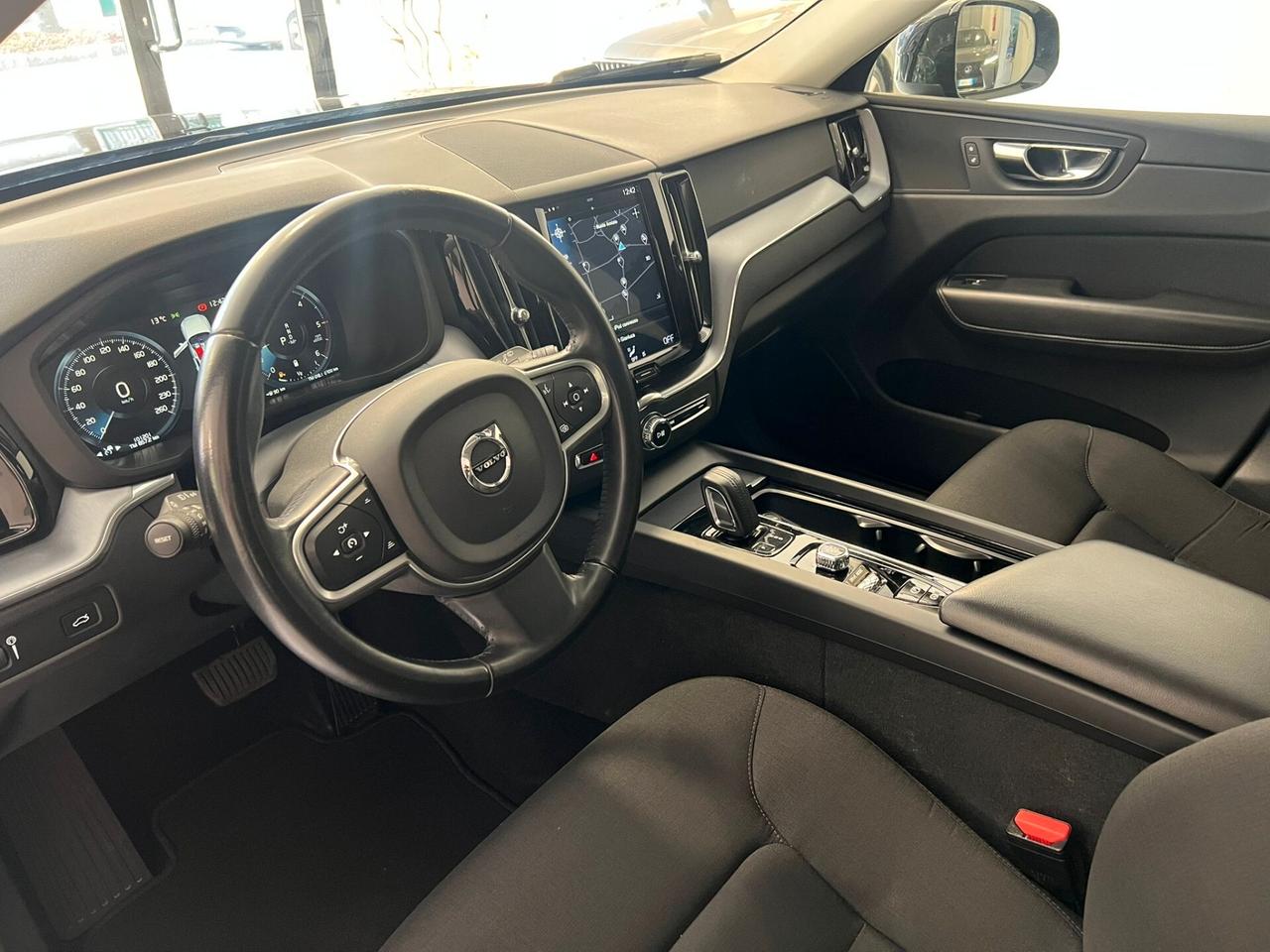 Volvo XC 60 B4 Diesel AWD Geartronic Business Plus - 2020