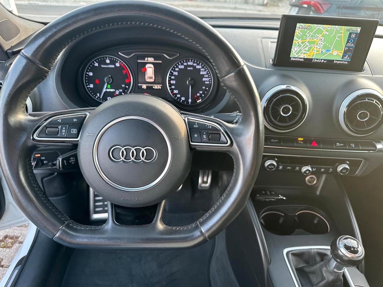 Audi A3 SPB 1.4 TFSI g-tron Attraction-04/2015