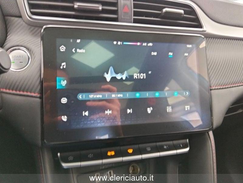 MG ZS 1.0T-GDI Luxury (TETTO)