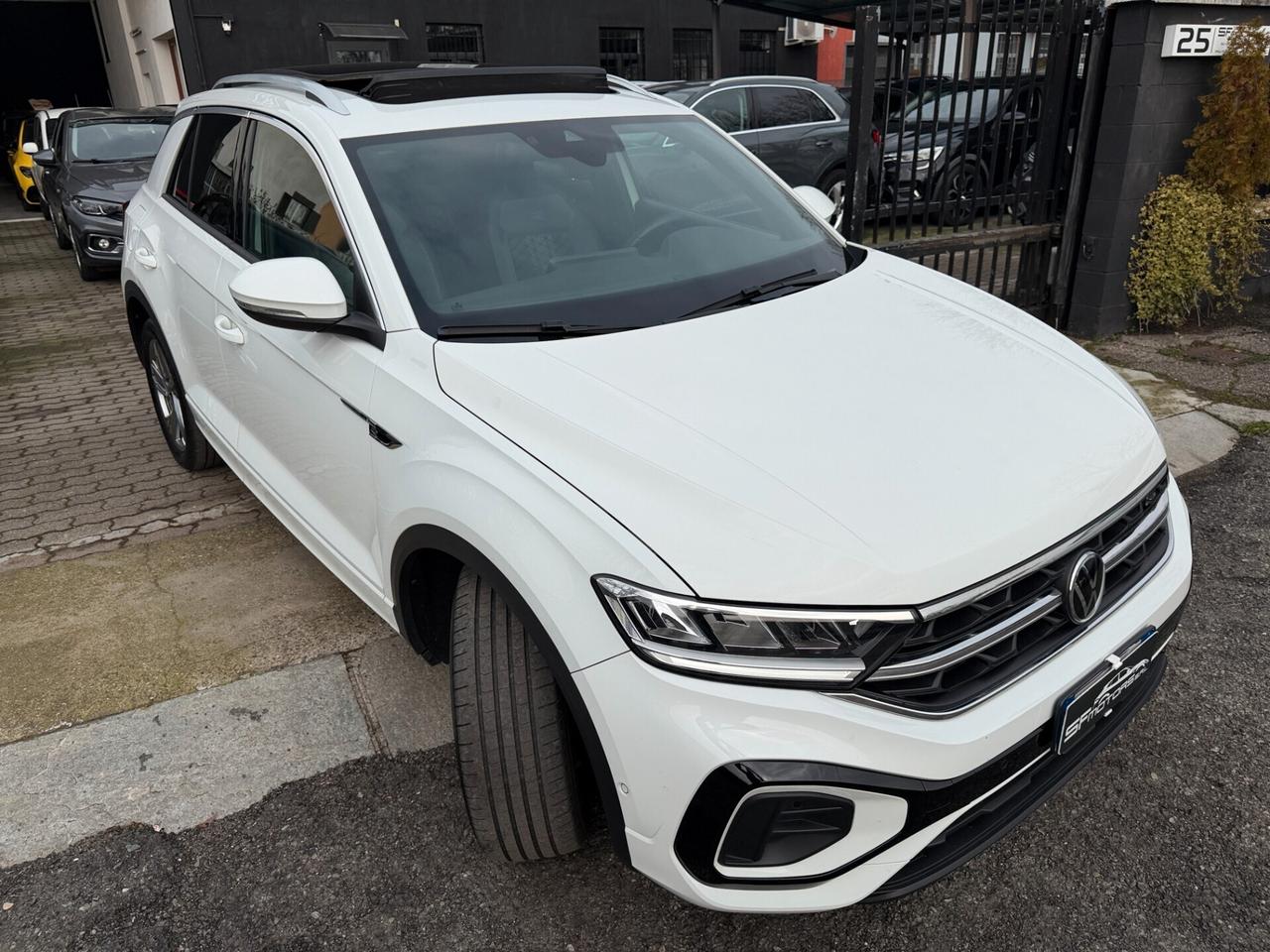 Volkswagen T-Roc 2.0 TDI SCR 150 CV DSG 4MOTION R-Line