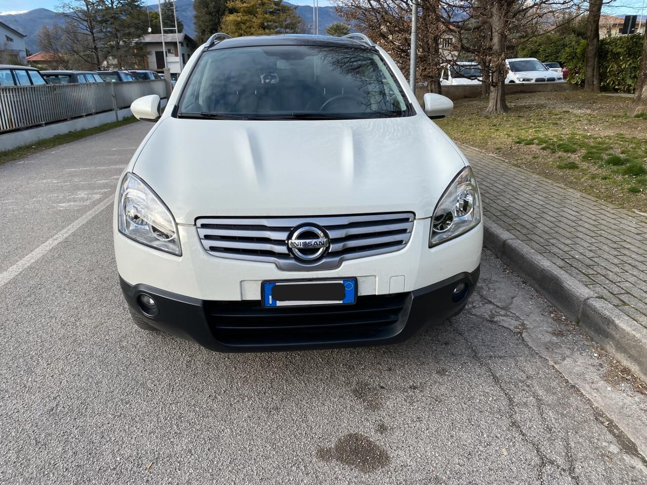Nissan Qashqai Qashqai+2 2.0 dCi DPF Acenta