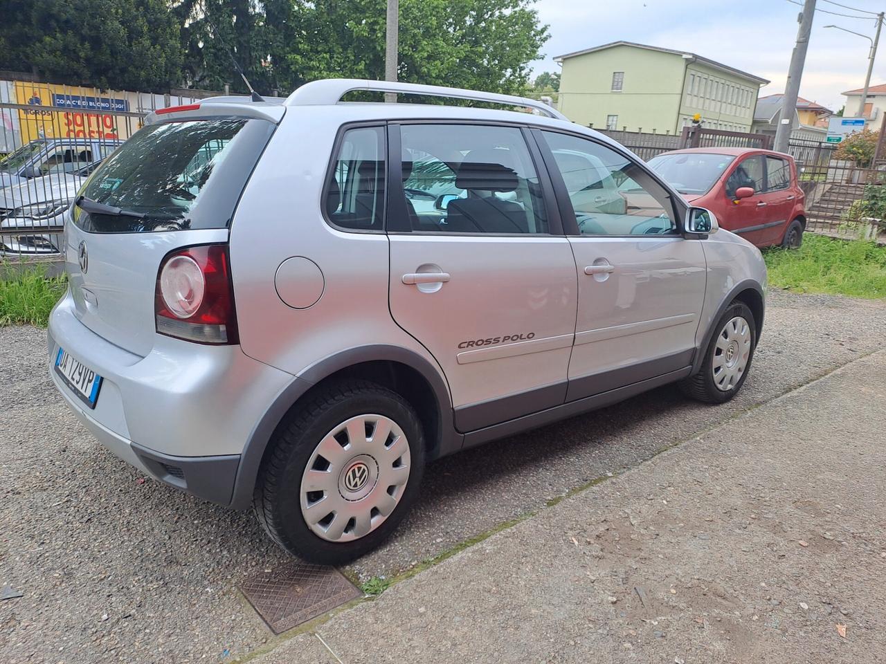 Volkswagen Polo 1.4/69CV TDI 5p. Sportline