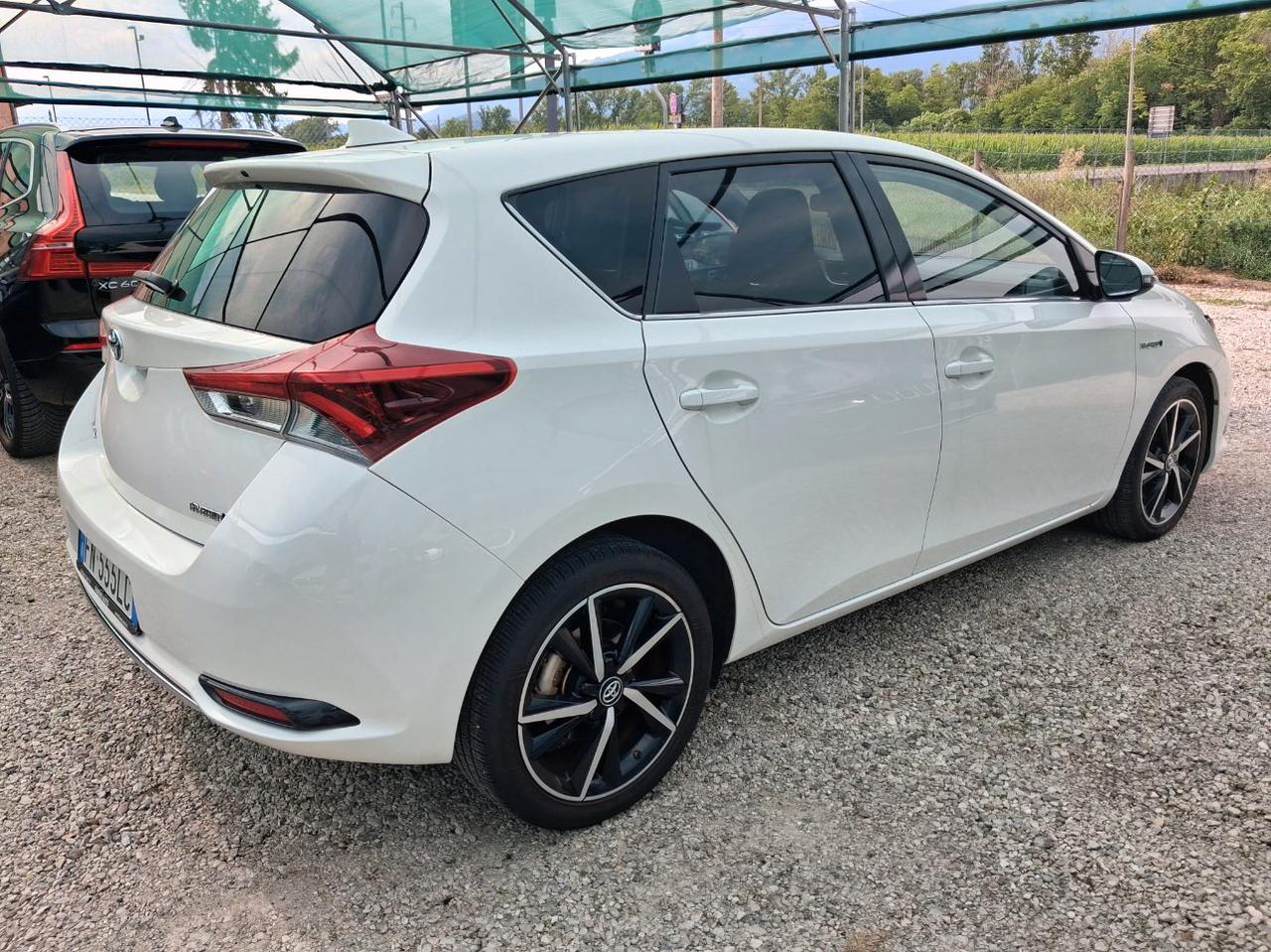 Toyota Auris 5 Porte 1.8h Style cvt