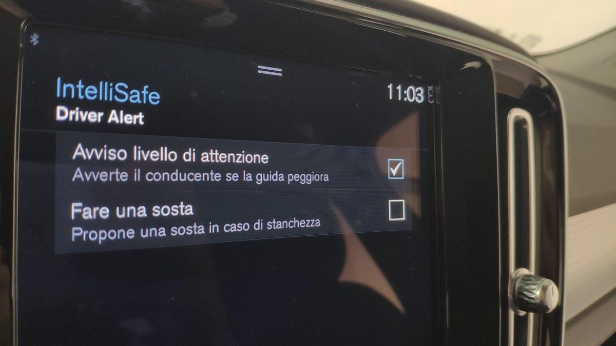 VOLVO Xc40 T2 Geartronic Momentum Pro