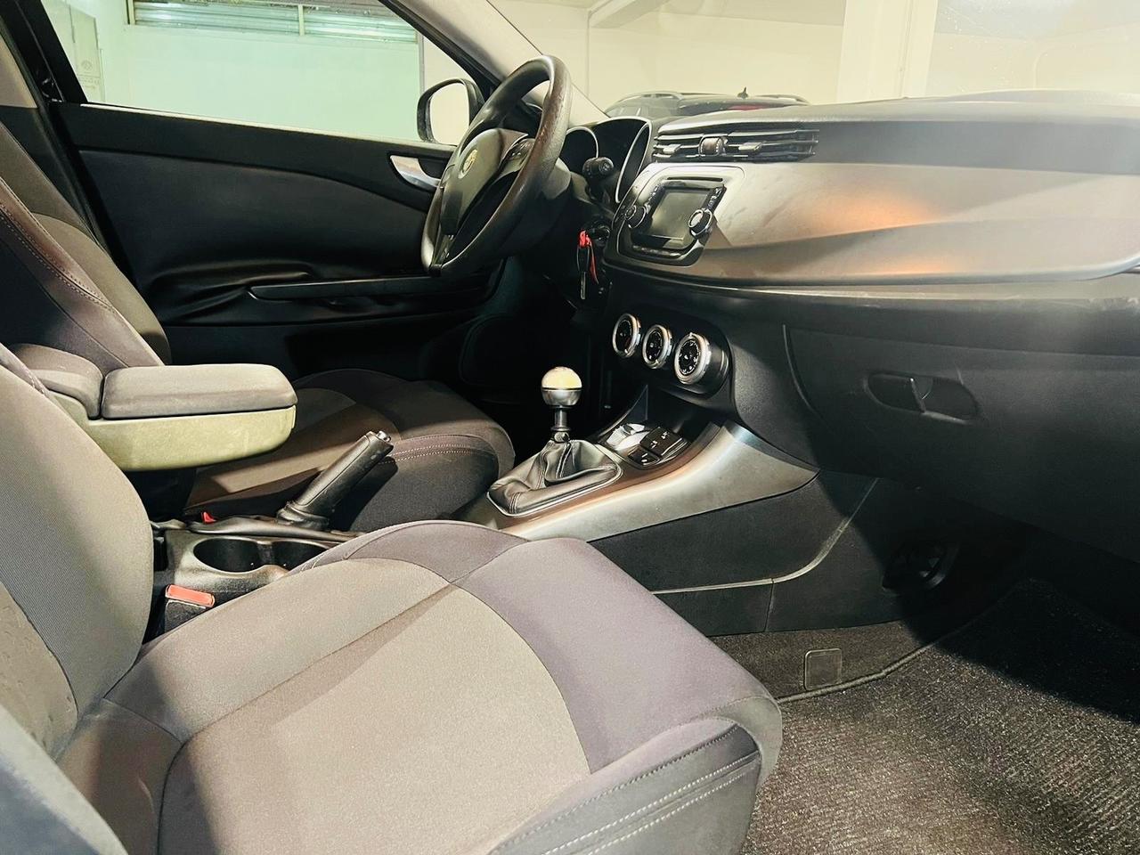 Alfa Romeo Giulietta 1.6 JTDm-2 105 CV Distinctive*NEOPATENTATI*