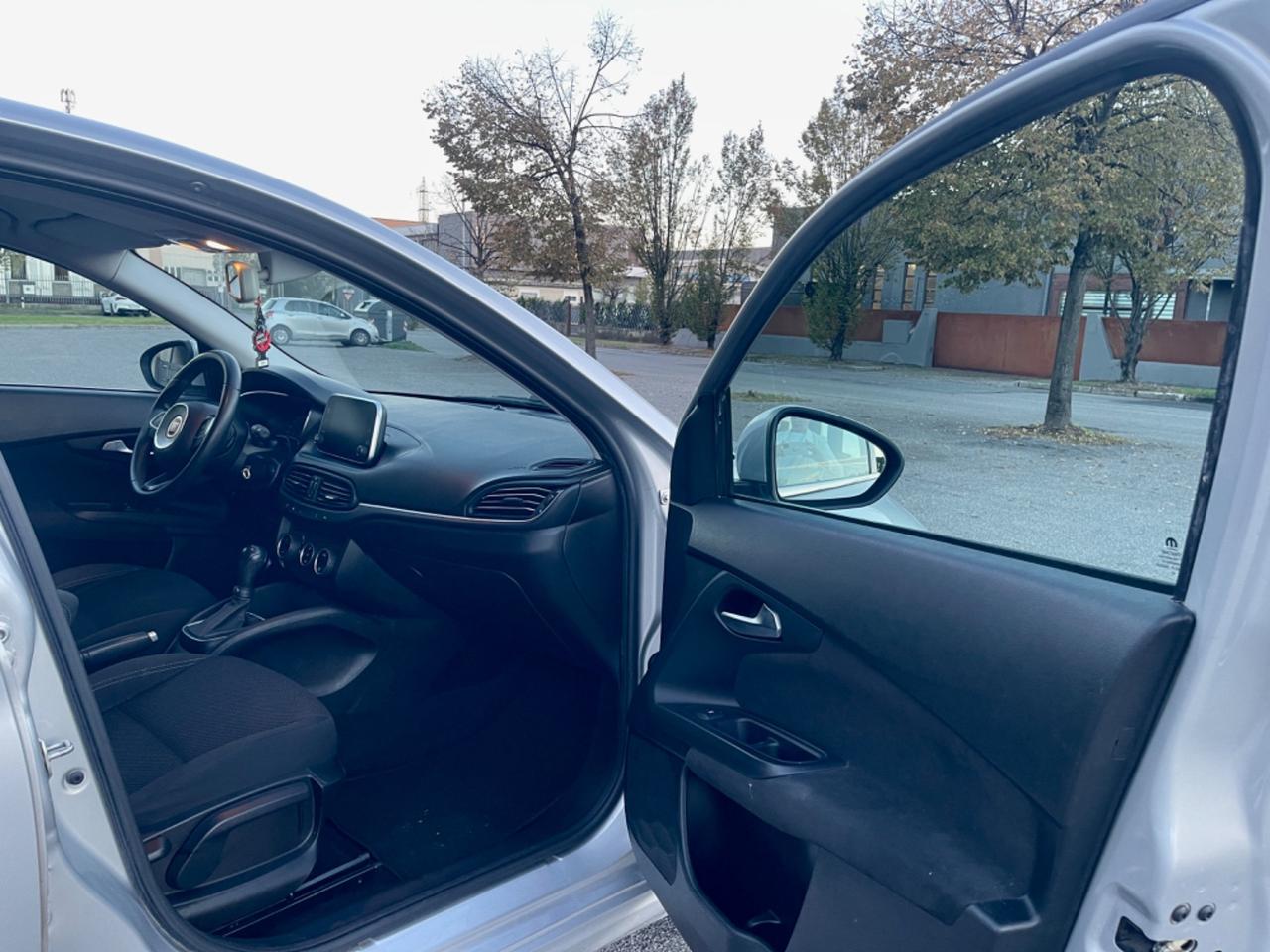Fiat Tipo 1.6 Mjt S&S DCT 5 porte Lounge 2017