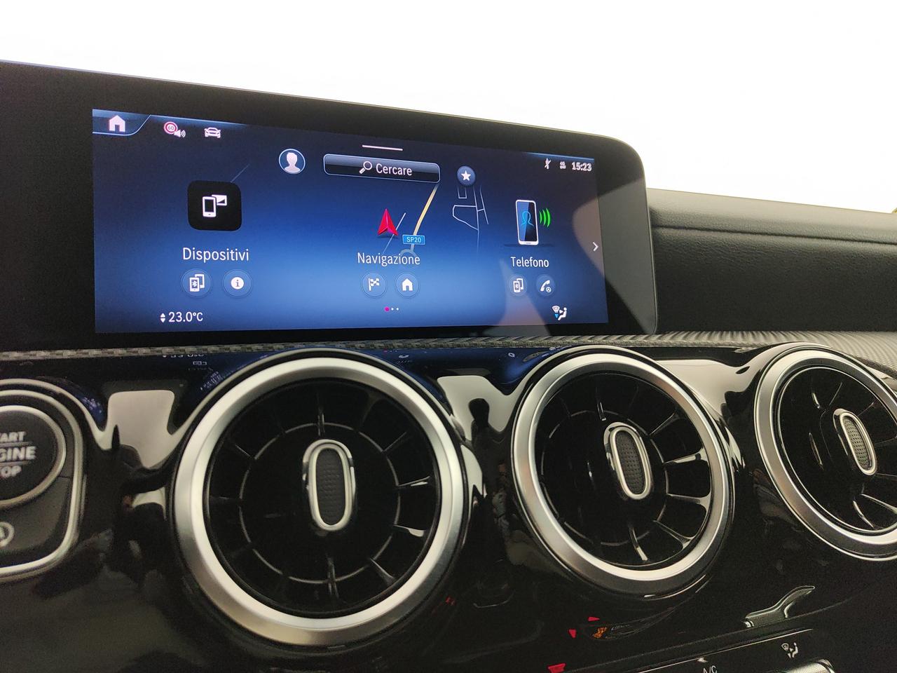 Mercedes-Benz CLA Shooting Brake 180 d Advanced auto