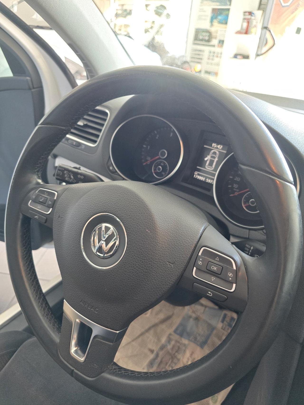 Volkswagen Golf 1.6 Highline