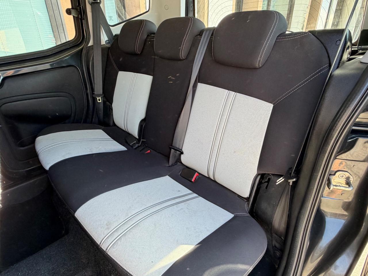Fiat Qubo 1.3multijet 75cv 5 posti - 2015 km 130.000