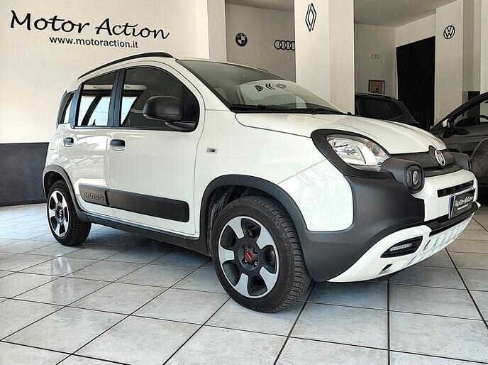 Fiat Panda 1.0 FireFly S&S Hybrid City Cross