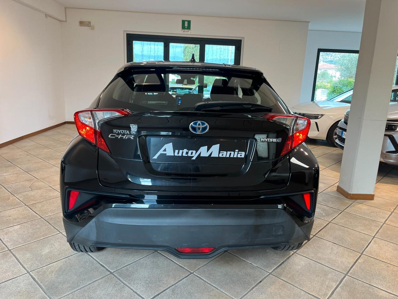 Toyota C-HR 1.8 Hybrid E-CVT Business