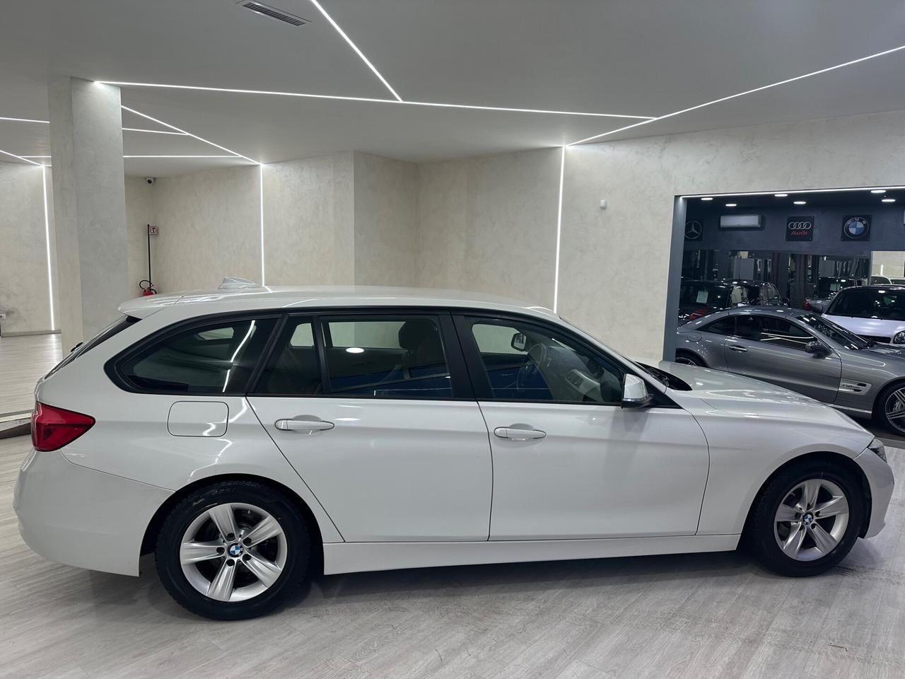 Bmw 320 320d Efficient Dynamics Luxury