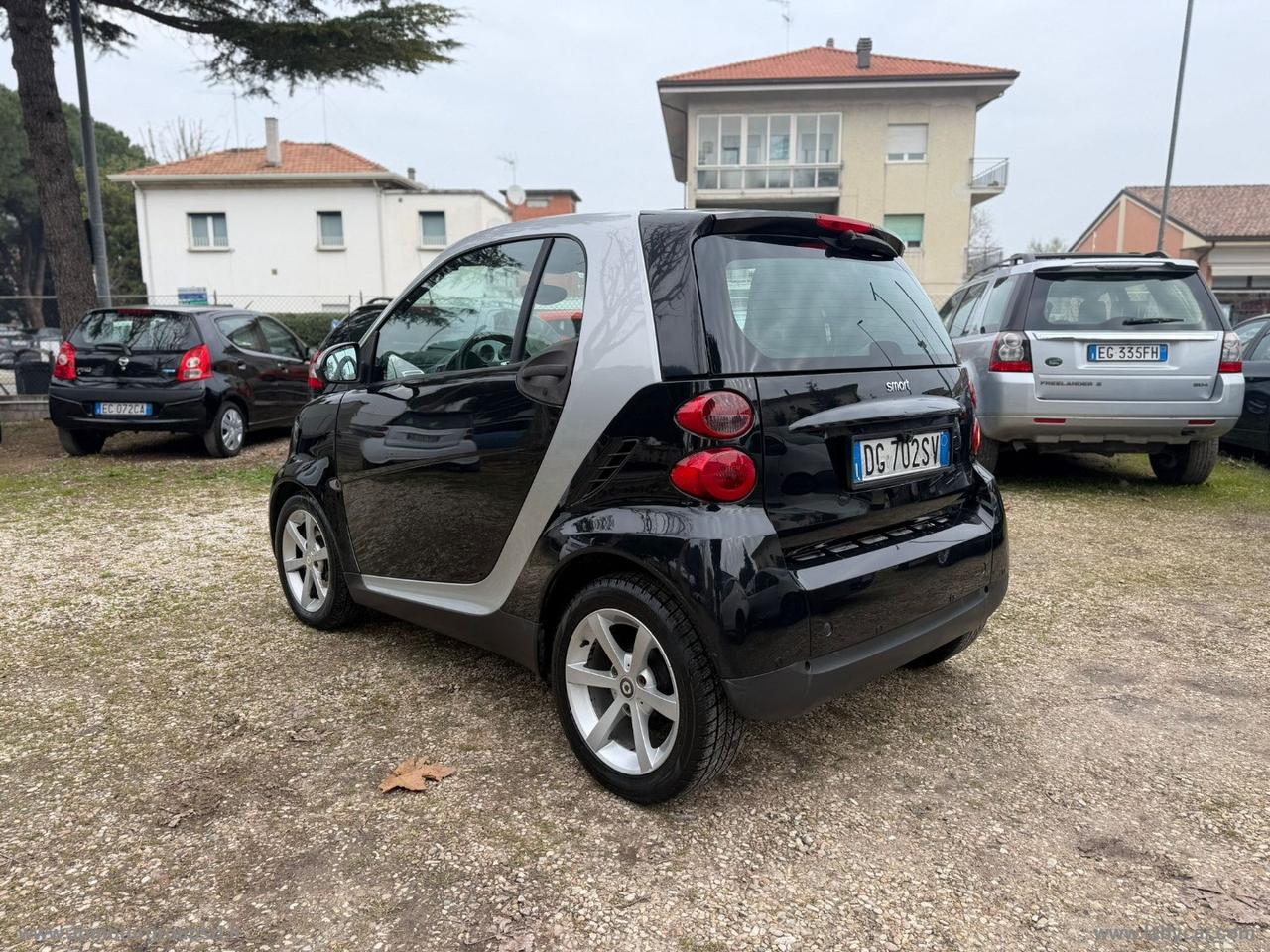 SMART fortwo 1000 52 kW coupé pulse
