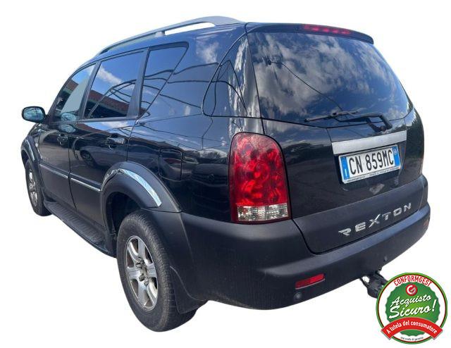 SSANGYONG REXTON 2.7 XDi cat Premium