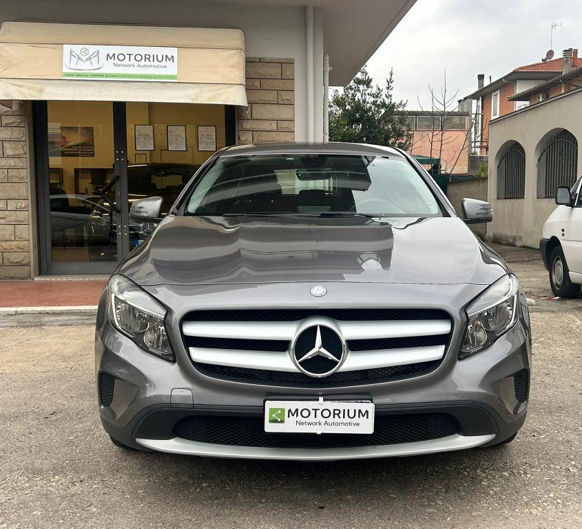 Mercedes-Benz GLA 180 CDI 109 CV DCT
