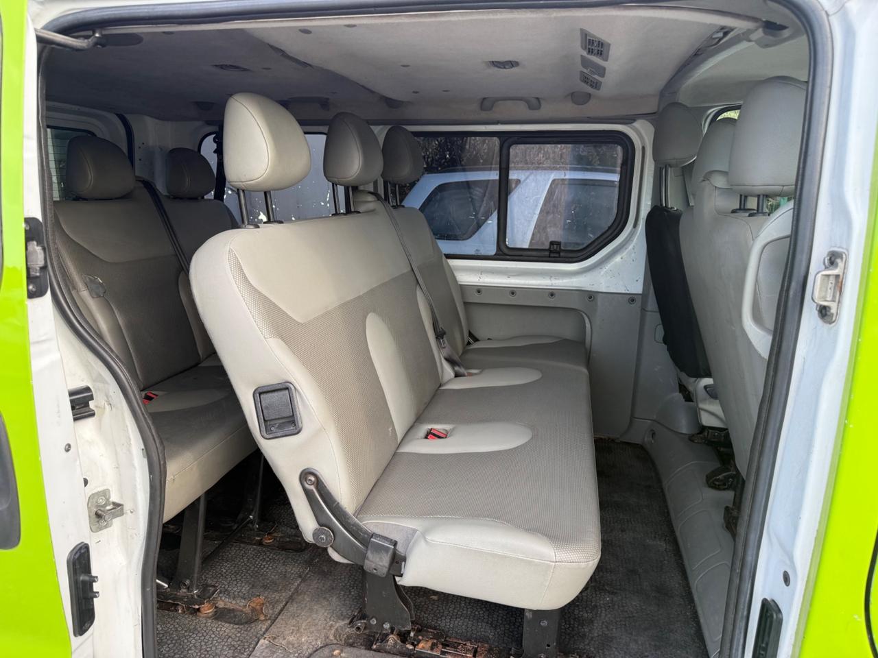 Renault Trafic T27 2.0 16V PC-TN PASSENGER CONFORT
