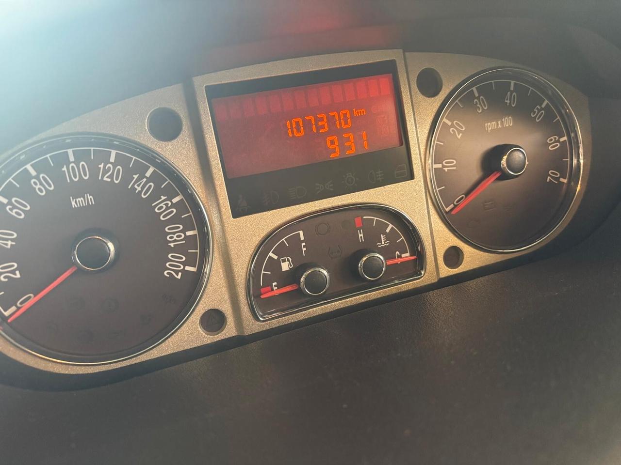 LANCIA MUSA ANNO 2008 BZ 1.4 ADATTA NEOPATENTATI AUTOMATICA KM 100 MILA