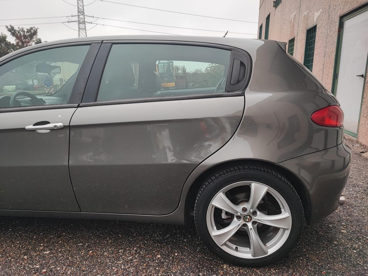 Alfa Romeo 147 Q2 UNICO PROPRIETARIO TORSEN 2008