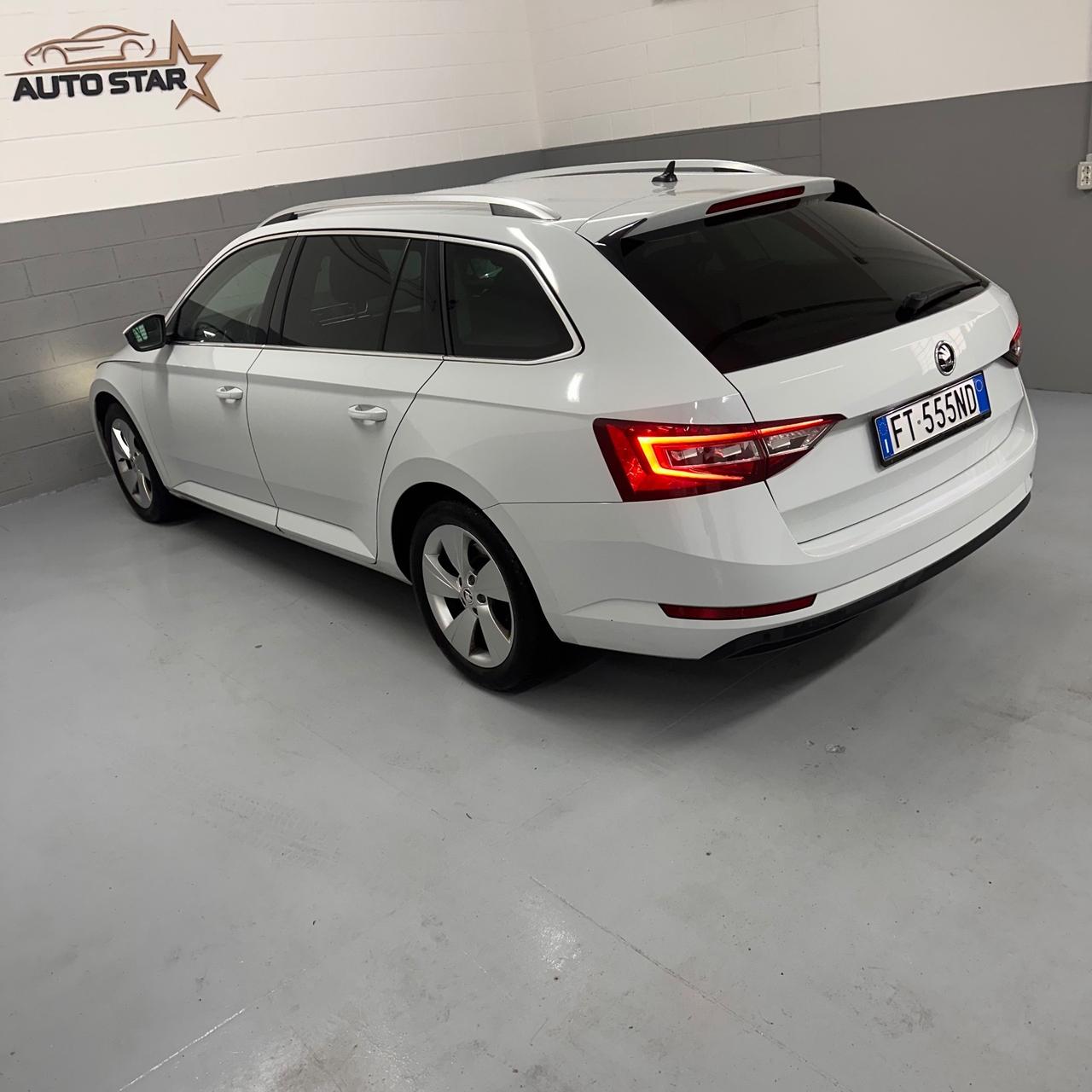 Skoda Superb 2.0 TDI 150 CV SCR DSG Executive