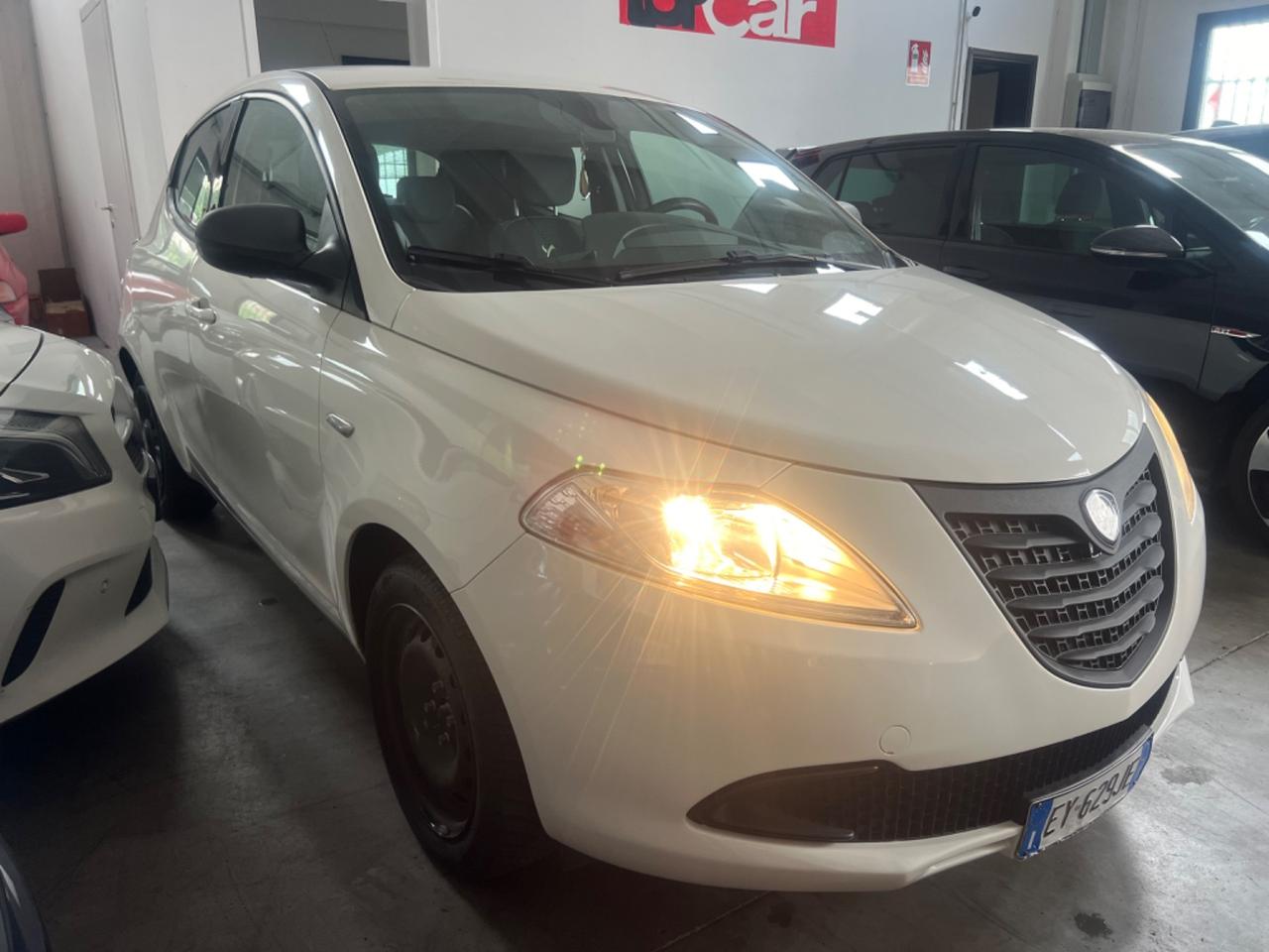 Lancia Ypsilon 1.2 69 CV Elle 12 mila km solo
