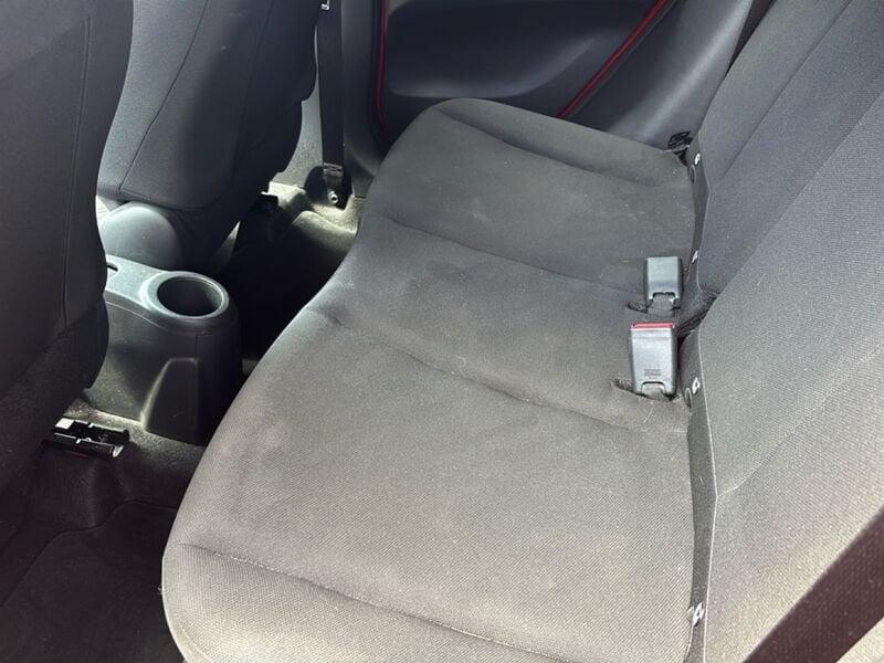Toyota Aygo X 1.0B (72 CV) Lounge S-CVT