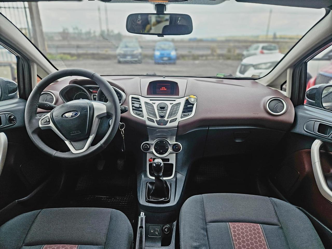 Ford Fiesta 1.4 TDCi 5p. Titanium