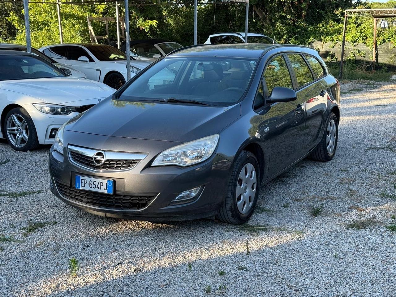 Opel Astra 1.4 Turbo 140CV Sports Tourer GPL Tech Cosmo