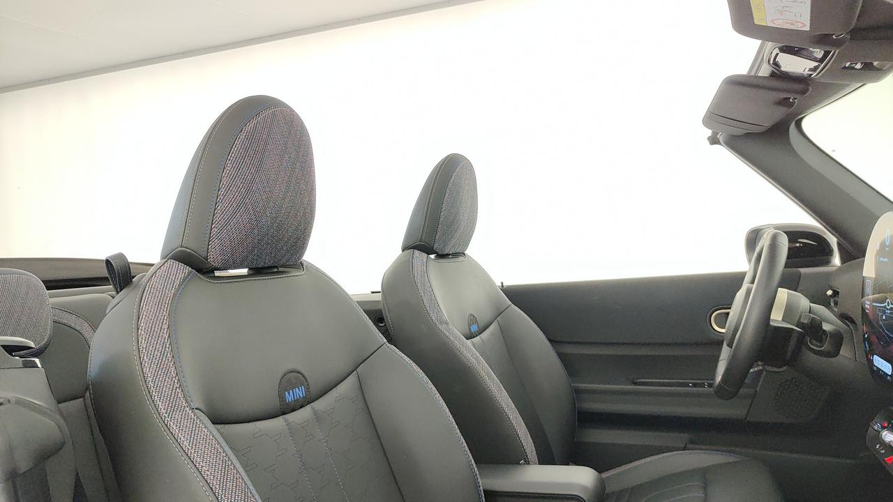 MINI Mini Cooper Cabrio F67 - Mini Cooper Cabrio 2.0 C Classic auto