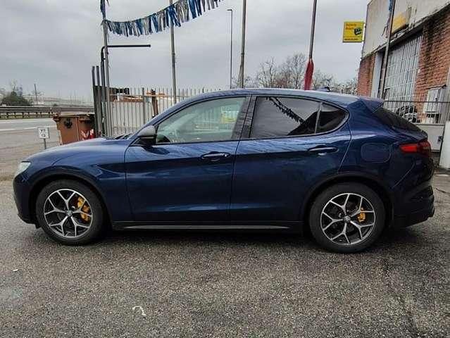 Alfa Romeo Stelvio Stelvio 2017 2.0 t Executive Q4 200cv auto