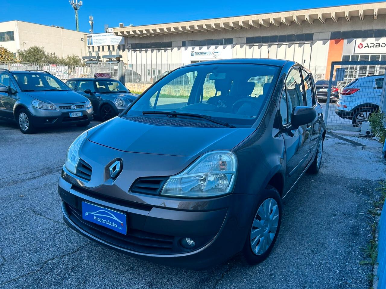 Renault Modus 1.2B X NEOPATENTATI 2011