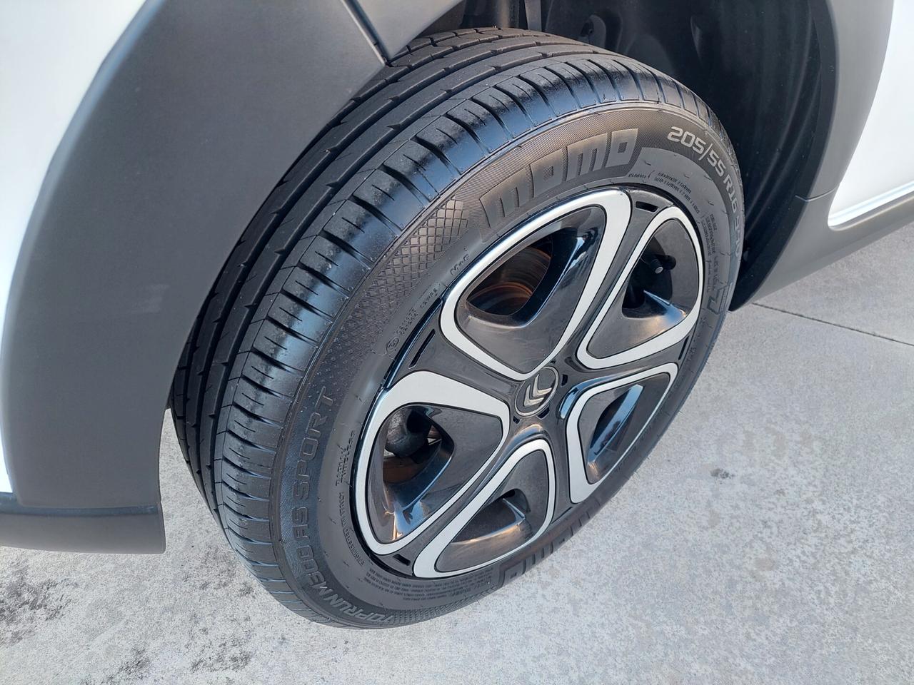 Citroen C3 BlueHDi 100CV S&S Shine 2022 6marce