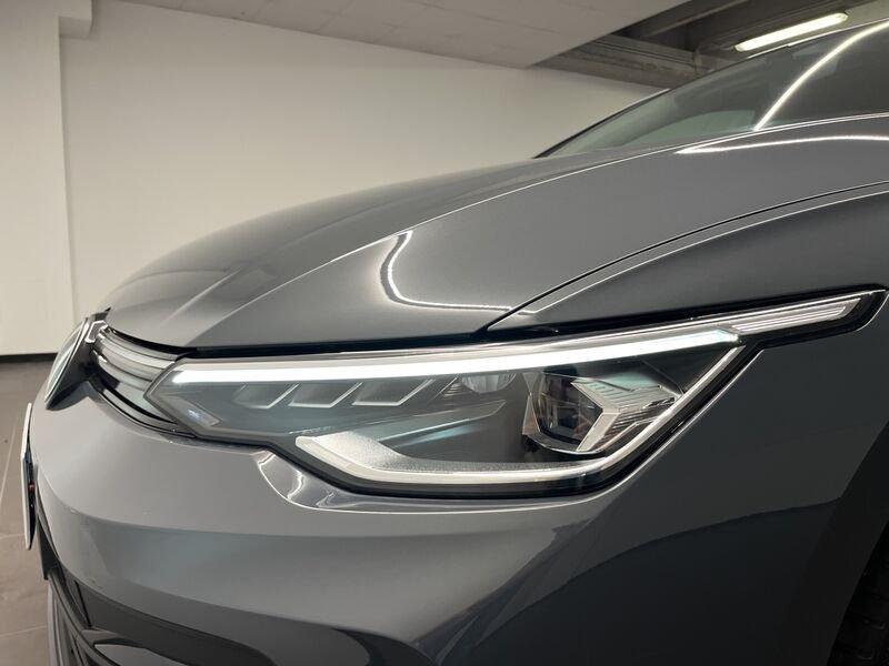 Volkswagen Golf Nuova Variant Life 2.0 TDI SCR 110 kW (150 CV) DSG
