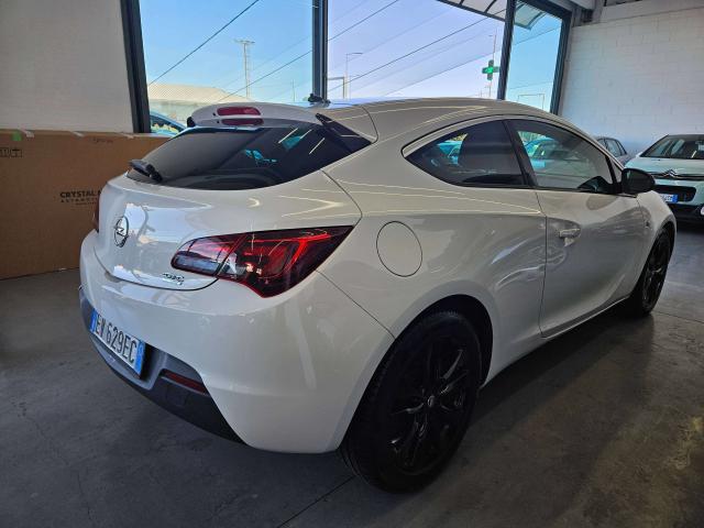 Opel Astra Astra GTC 1.4 t ecotec Cosmo s