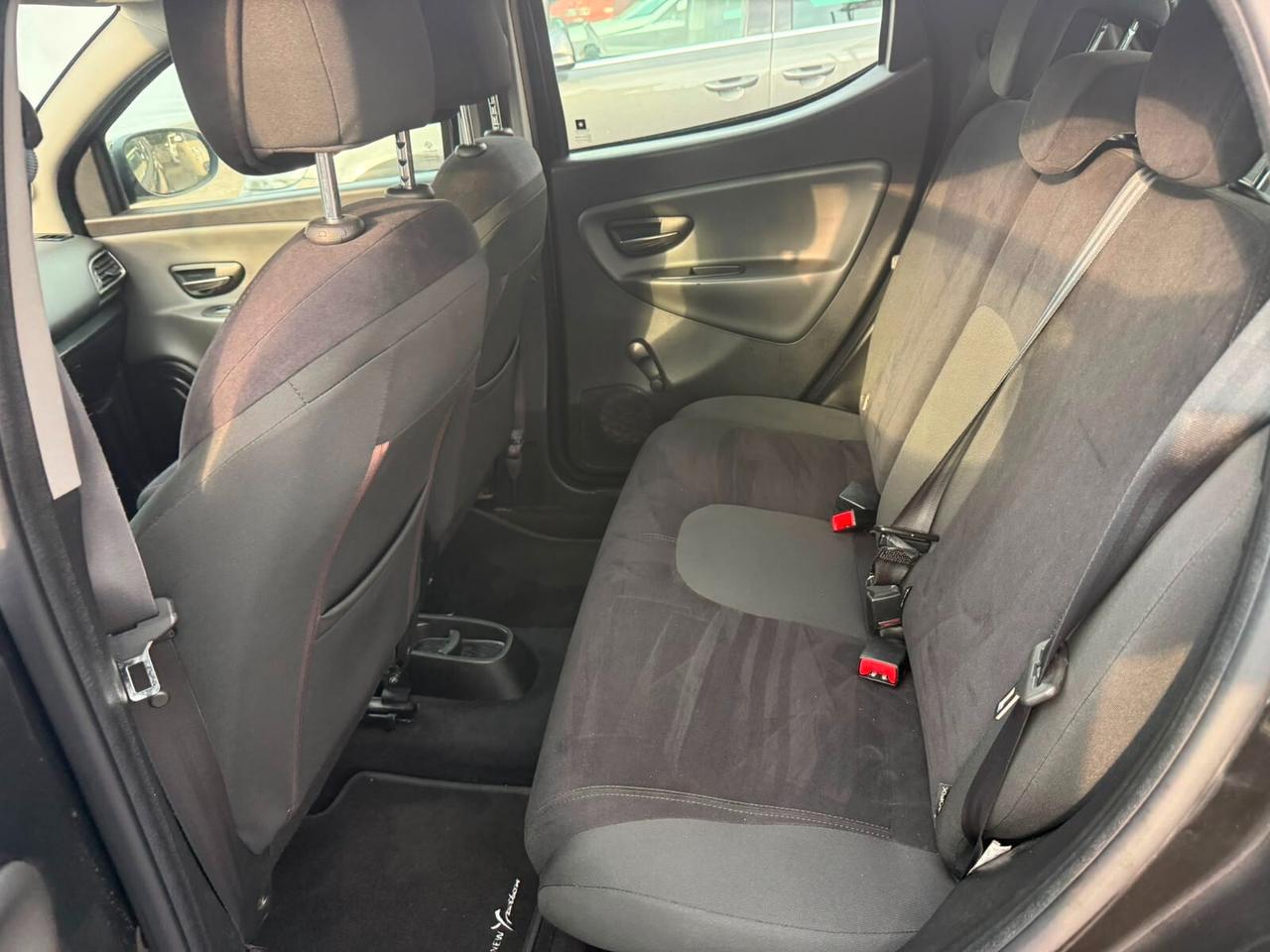 Lancia Ypsilon 1.3 Mjet (consuma olio)
