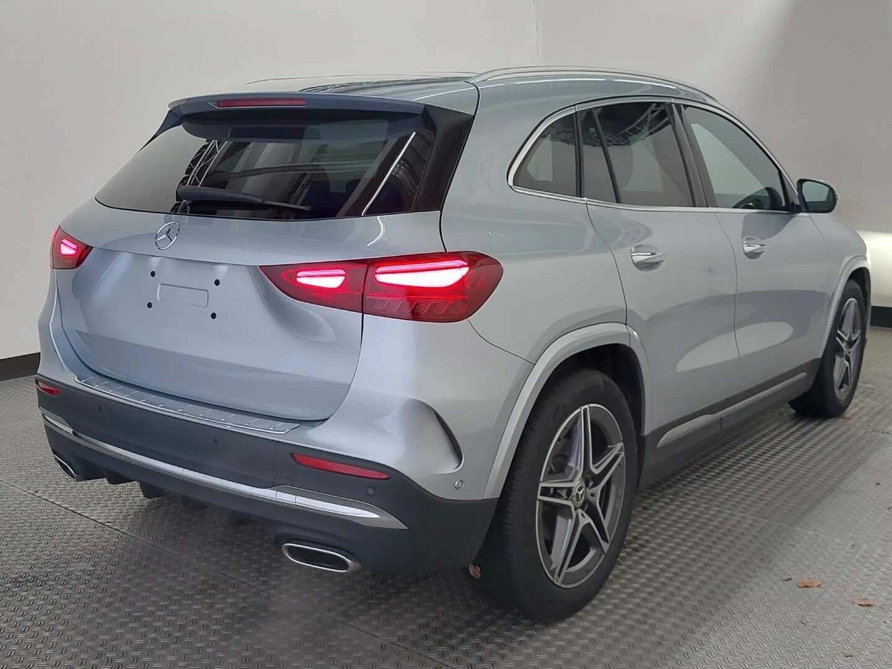 Mercedes-benz GLA 200 d Automatic AMG Line Premium PANORAMA