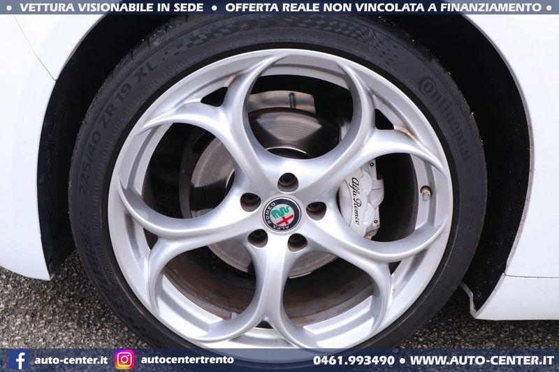 Alfa Romeo Giulia 2.2 Turbo Diesel AT8 160CV Super