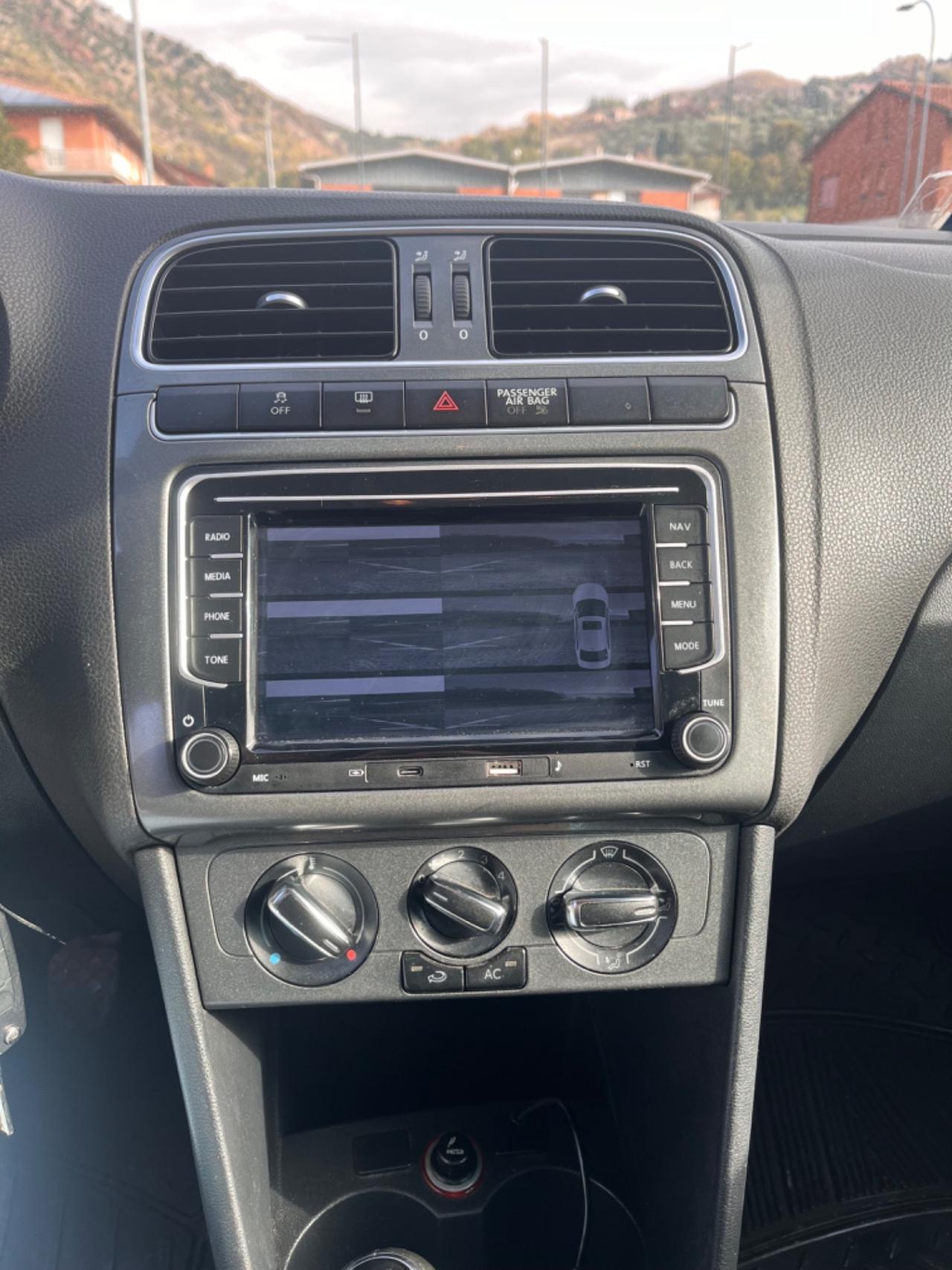 Volkswagen Polo 1.6 TDI Highline NEOPATENTATI