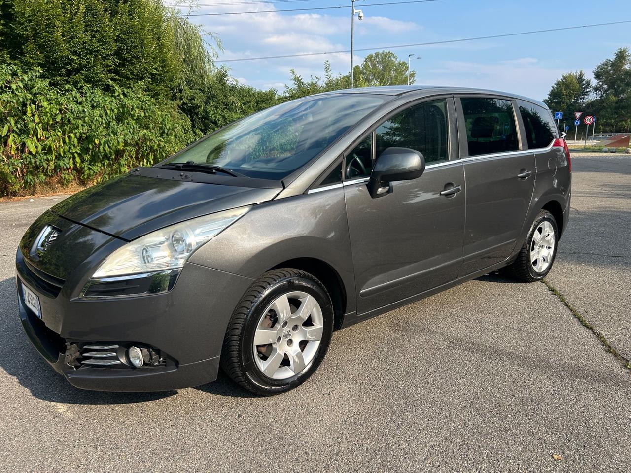 Peugeot 5008 1.6 HDi 112CV Allure 7posti